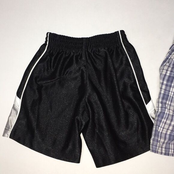 Nike Calvin Klein Shorts Boys 3T - Picture 5 of 5